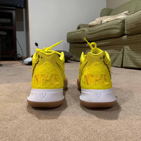 Spongebob Squarepants x Kyrie 5 ‘Spongebob’